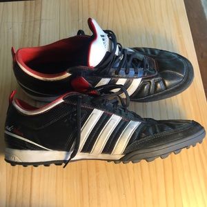 Adidas adinova Soccer turf shoes